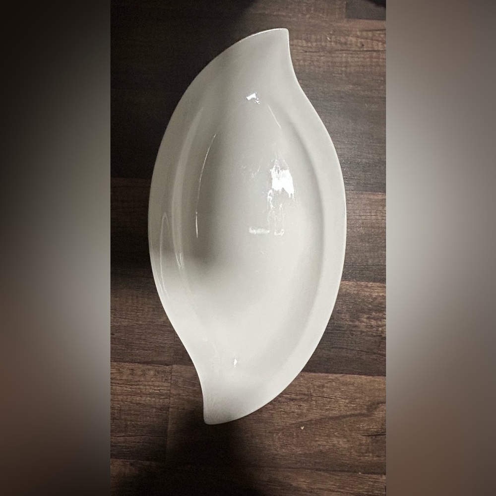 Leaf-Shaped White Ceramic Serving Bowl